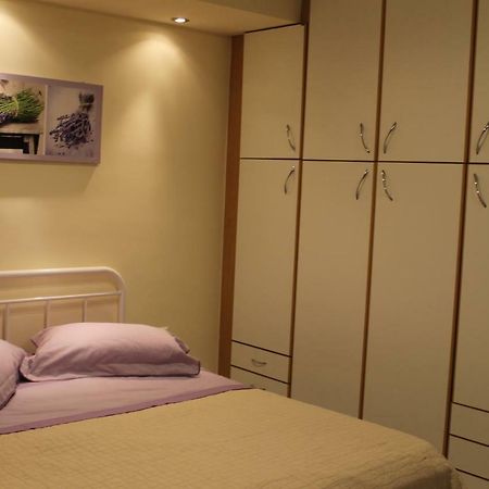 Cozy Studio Apartment In Pireus Exterior foto